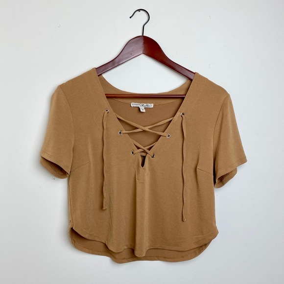 EXPRESS One Eleven crop - Picture 3 of 5